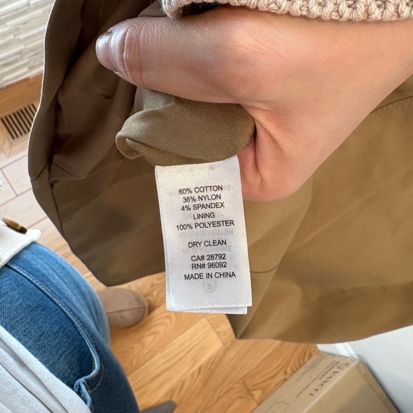 Carolina Belle Trench Coat - Picture 4 of 7